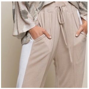 POL🤎Mocha Mousse Side Stripe Joggers🤎